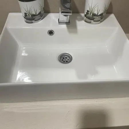 Milmari N53 Apartman *